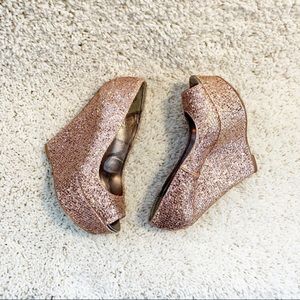 CHARLOTTE RUSSE Rose Gold Peep Toe Wedges